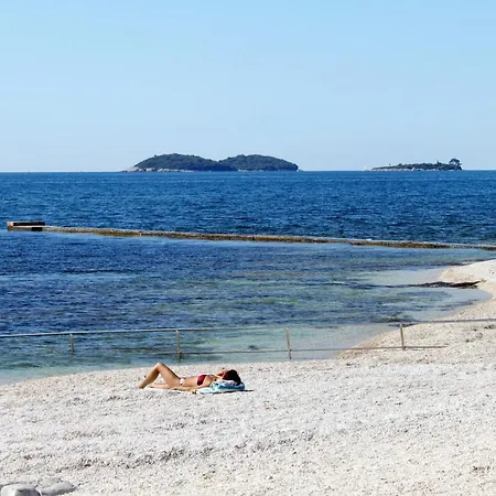 With Parking Space - 21996 Διαμέρισμα Ρόβινι