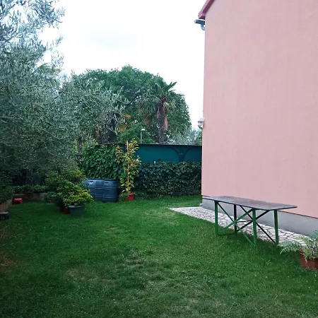 Διαμέρισμα With Parking Space - 21996 Ρόβινι